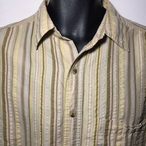 Kuhl Short Sleeve Button Up Camping Outdoor Shirt